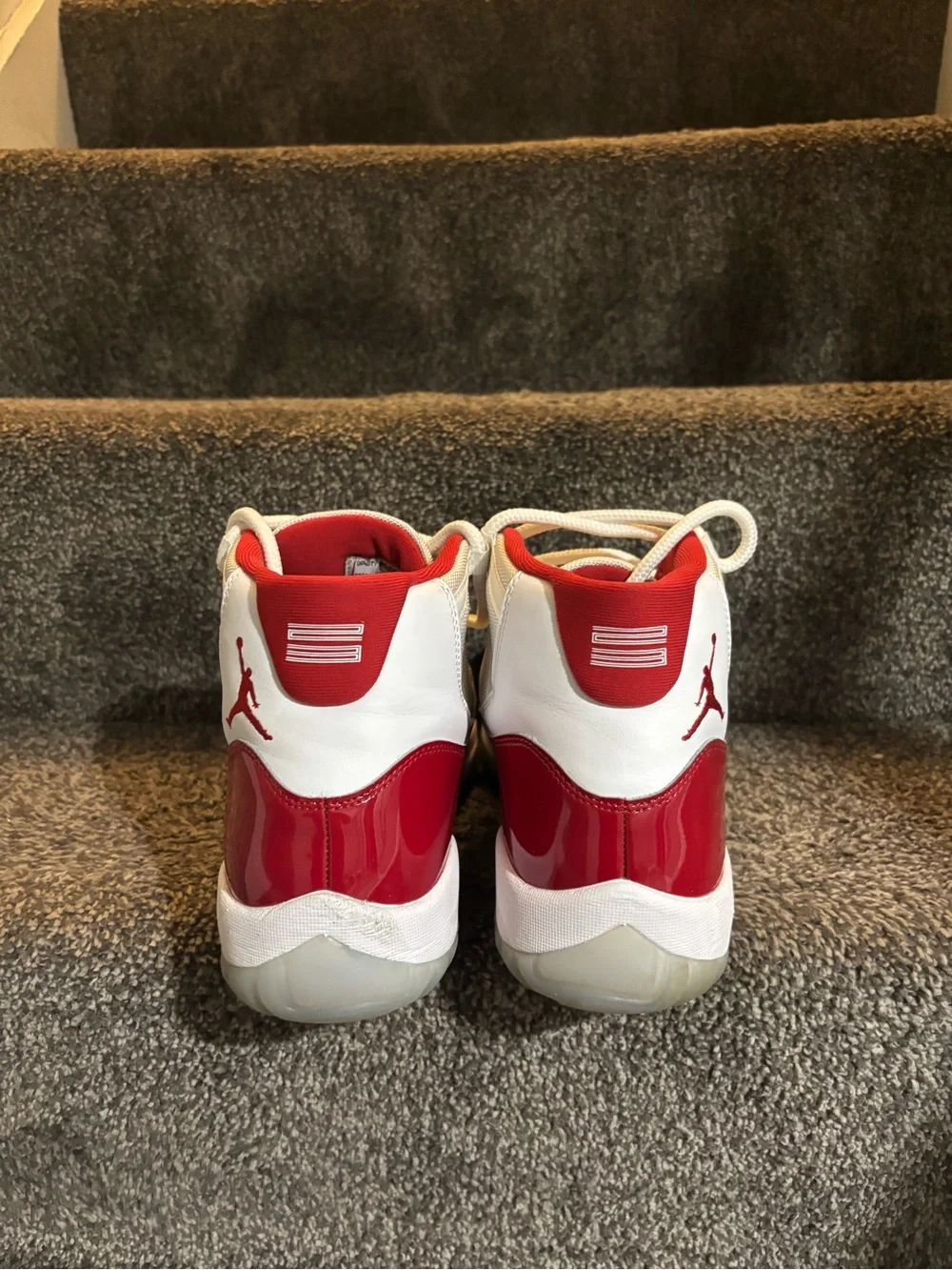 Air Jordan 11 Cherry Retro Size 12.5 excellent condition 🔥 authentic